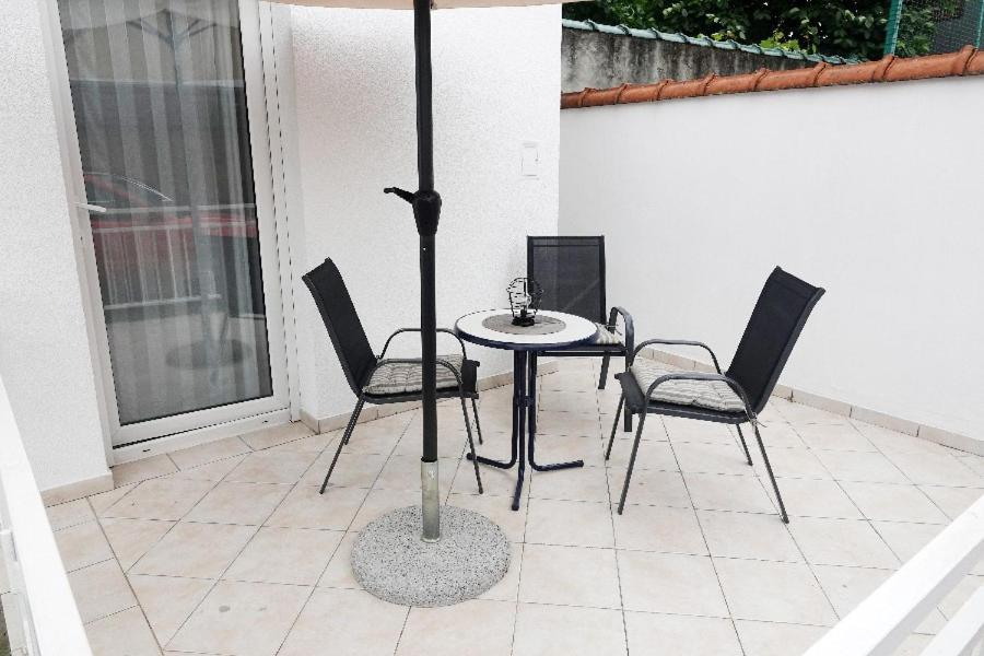 Apartman Gundulic Vinkovci Esterno foto