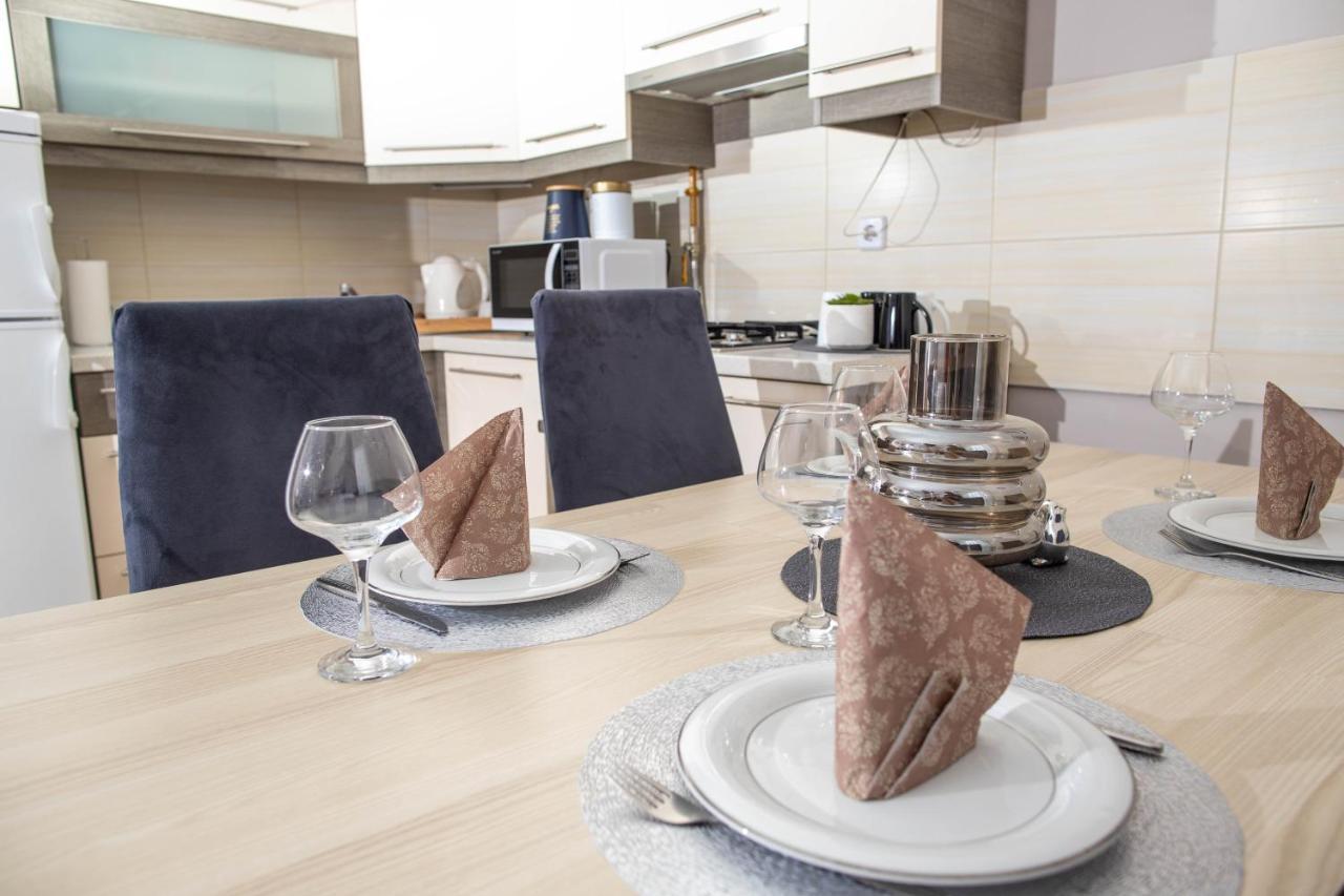 Apartman Gundulic Vinkovci Esterno foto