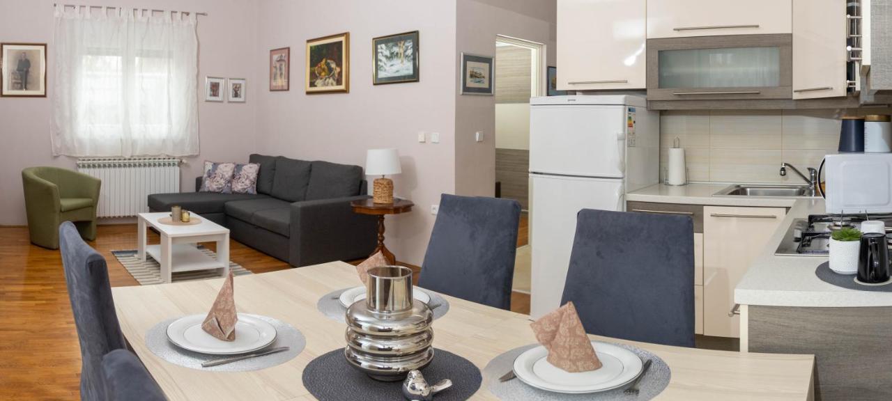 Apartman Gundulic Vinkovci Esterno foto